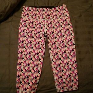 VSX Knockout Crop Workout Bottoms